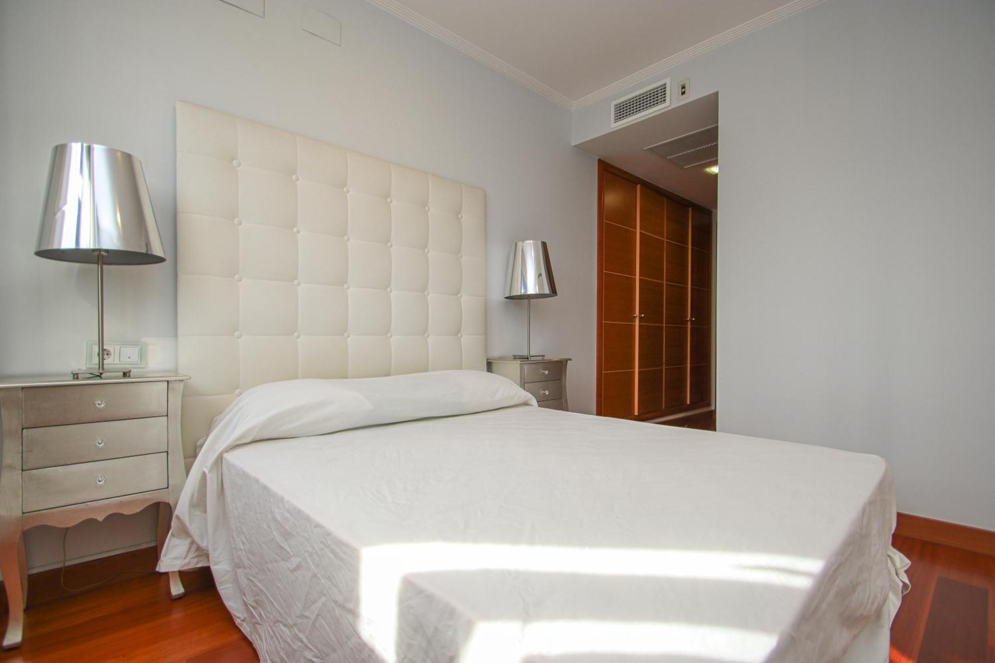 Luxury Apt In Plaza De Espana - Free Parking Sevilla Buitenkant foto