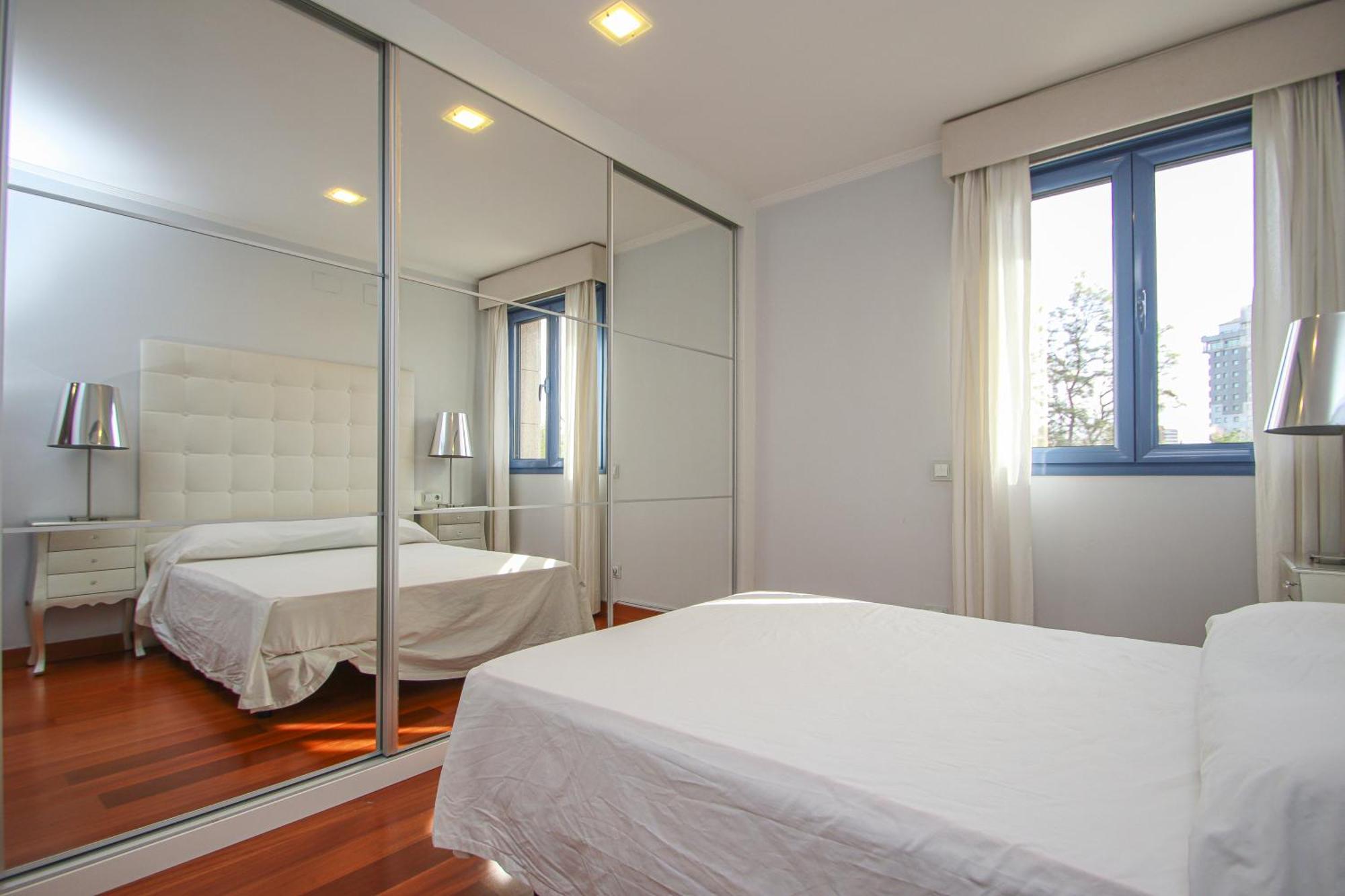Luxury Apt In Plaza De Espana - Free Parking Sevilla Buitenkant foto